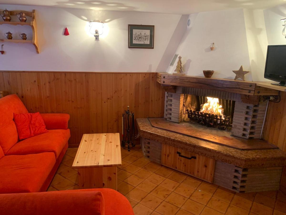 Appartamento Tipico Vista Dolomiti Nevegal Extérieur photo